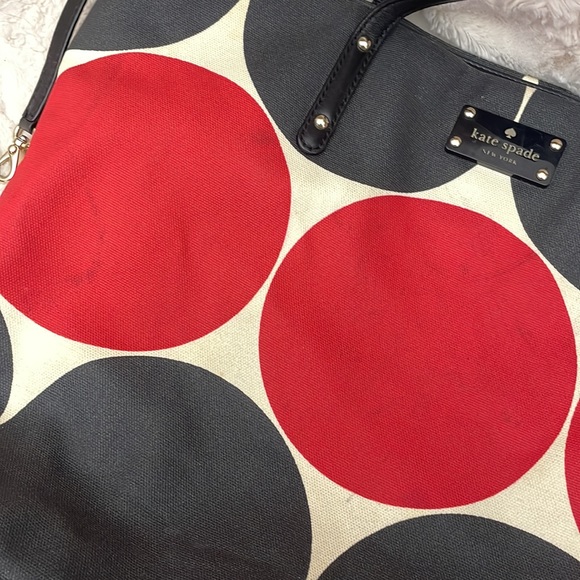 KATE SPADE LARGE RARE RED & BLACK POLKA DOT PURSE - Picture 10 of 14